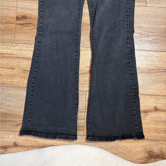Ann Taylor Slim Boot black wash flare Jean - Picture 4 of 9
